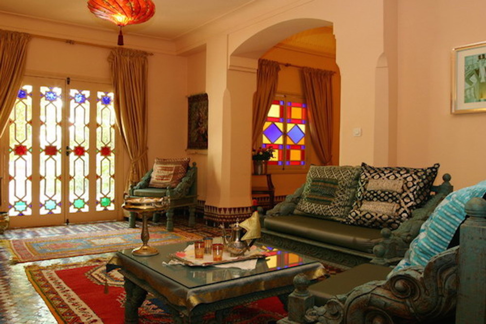 small morrocan dining room